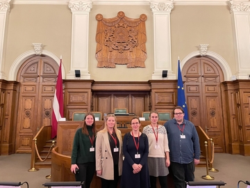 Gruppenbild in Parlament von Lettland